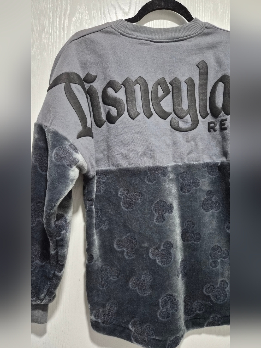 Disneyland Mickey Mouse Velour Gray Fleece Spirit Jersey Pullover Size XS - Picture 4 of 7